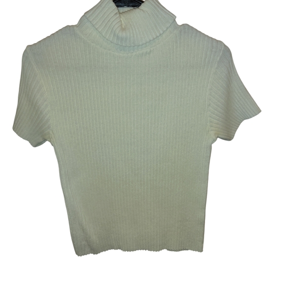 Basic Editions Ivory Ribbed Turtleneck Crop Top - Picture 1 of 4